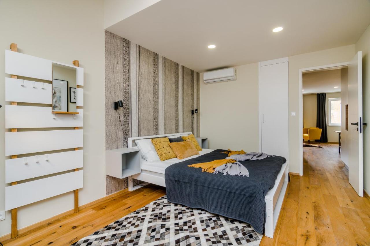 Ferienwohnung Prague Days - Premium Loft W Terrace - View - Netflix - Ac Exterior foto